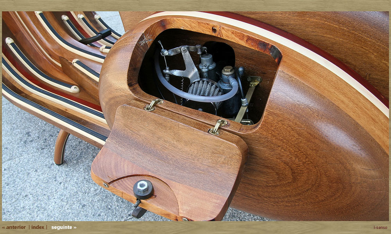 Illustration for article titled Beautiful Hand-Made Wooden Vespa